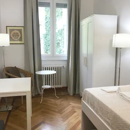 Cornalia 24 *